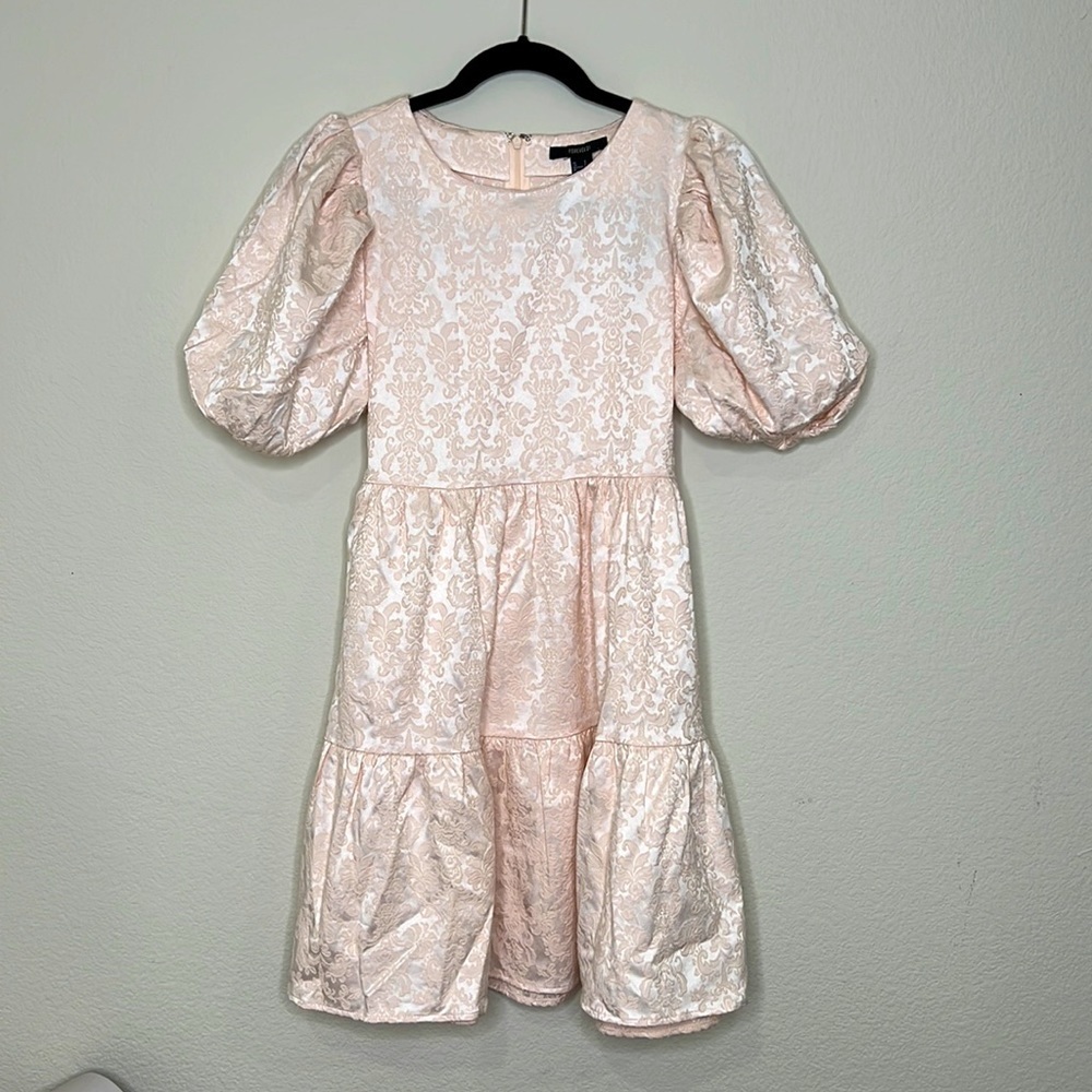 Forever 21 Brand New Champagne Woven Dress